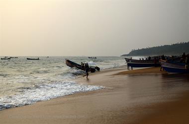 Fishing fleet, Chowara Beach,_DSC_9688_H600